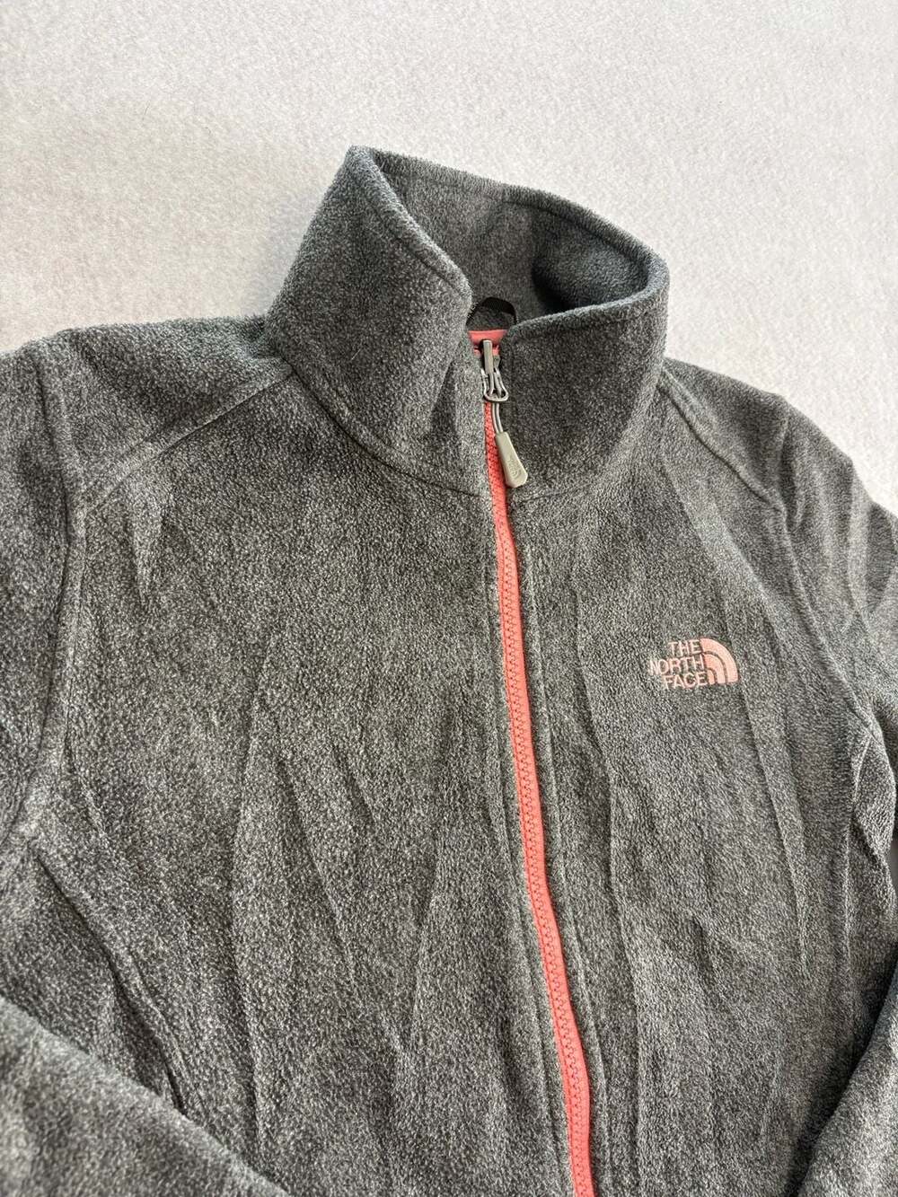 The North Face Women's Grey Full Zip Fleece Jacket with Pink Trim Size Small